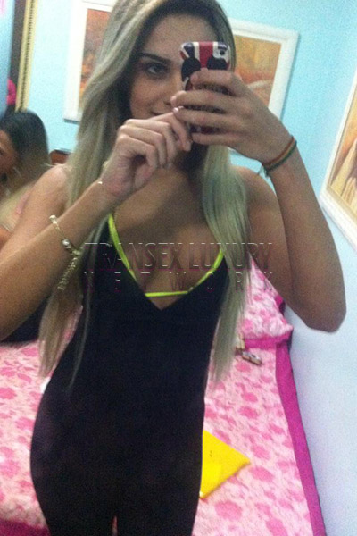aryanne goulart